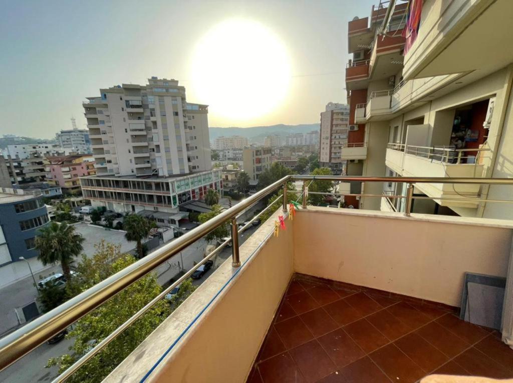 Ela Appartaments Vlorë Buitenkant foto